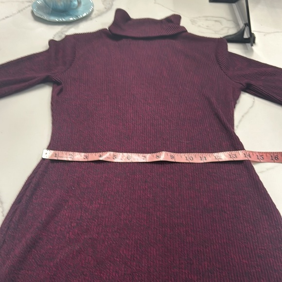 SO Turtle Neck Long Sleeve Knit Dress. Size M - Picture 8 of 11